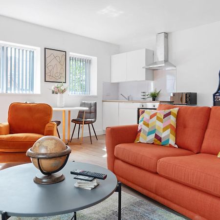 Modern Studio In Arnold Centre นอตติงแฮม ภายนอก รูปภาพ